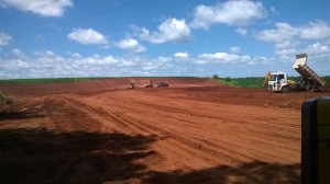 Terraplanagem na TW