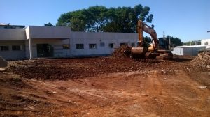 Limpeza no terreno no futuro postão de saúde